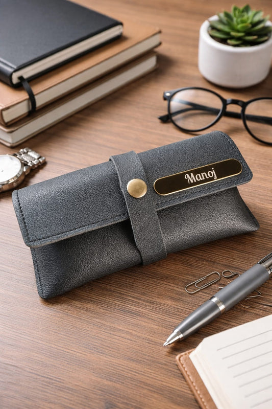 Personalized Sunglasses Cover – Custom Name Engraved Gift (black)