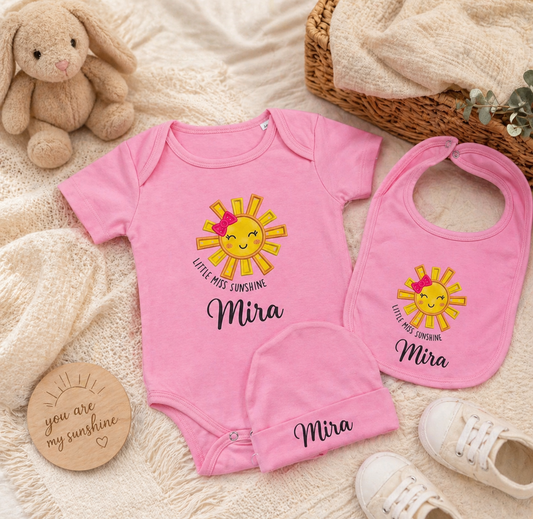 New born baby girl personalised combo (0-6 months)